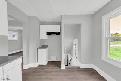 7812 Force Avenue, Loveland, OH 44105 - Photo 10