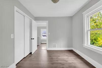 7812 Force Avenue, Loveland, OH 44105 - Photo 12