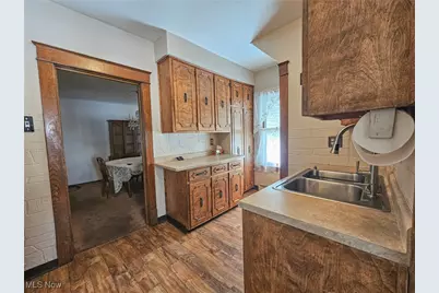 460 Devitt Avenue, Campbell, OH 44405 - Photo 6