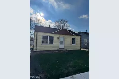 13309 Wilton Avenue, Loveland, OH 44135 - Photo 1