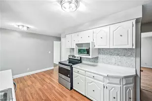 675 Blueberry Hill Dr, Canfield, OH 44406 - Photo 16