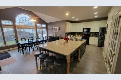 683 Whippoorwill Lane, Wadsworth, OH 44281 - Photo 14