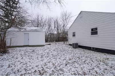 236 Adams Avenue, Cuyahoga Falls, OH 44221 - Photo 28