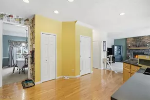 4116 Southwyck Rd, Uniontown, OH 44685 - Photo 10