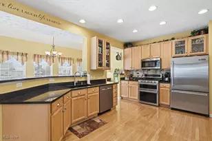 4116 Southwyck Rd, Uniontown, OH 44685 - Photo 14