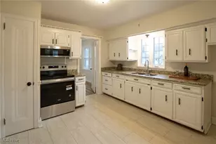 452 W Midlothian Blvd, Youngstown, OH 44511 - Photo 12
