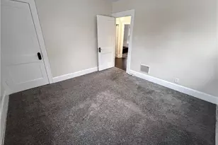827 Winona Dr, Youngstown, OH 44511 - Photo 18