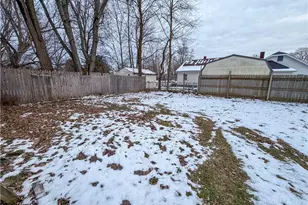 827 Winona Dr, Youngstown, OH 44511 - Photo 30