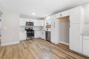 7974 Chablis Dr NW, Massillon, OH 44646 - Photo 16