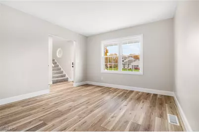 7974 Chablis Drive NW, Massillon, OH 44646 - Photo 8