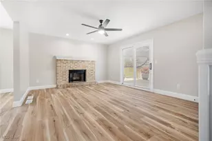 7974 Chablis Dr NW, Massillon, OH 44646 - Photo 10