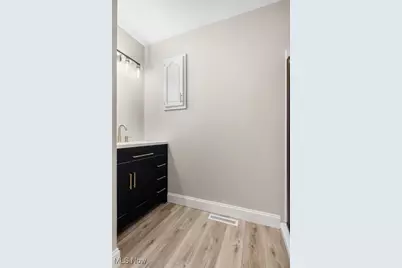 7974 Chablis Drive NW, Massillon, OH 44646 - Photo 32