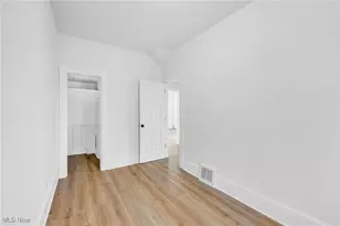 2002 Valentine Ave, Loveland, OH 44109 - Photo 16