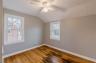 571 E 260th St, Euclid, OH 44132 - Photo 18