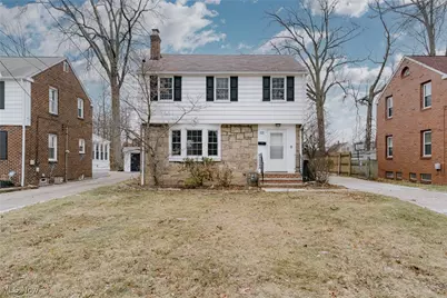 571 E 260th Street, Euclid, OH 44132 - Photo 1