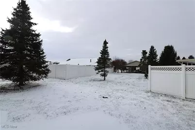 3 Fox Run Cove #B, Norwalk, OH 44857 - Photo 16