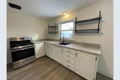 1401 Missouri Avenue, Lorain, OH 44052 - Photo 4
