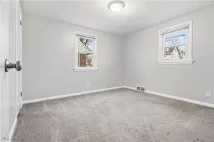 1202 37th St NW, Canton, OH 44709 - Photo 8