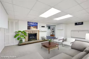 483 Parkside Dr, Akron, OH 44313 - Photo 34