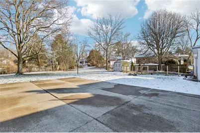 483 Parkside Drive, Akron, OH 44313 - Photo 40