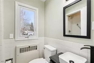 483 Parkside Dr, Akron, OH 44313 - Photo 18