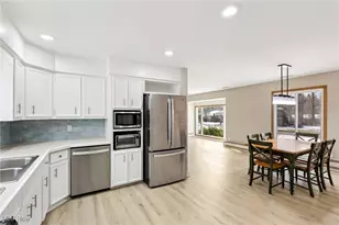 483 Parkside Dr, Akron, OH 44313 - Photo 14