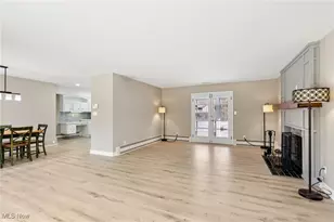 483 Parkside Dr, Akron, OH 44313 - Photo 4