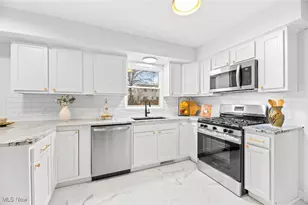 2756 Smith Rd, Fairlawn, OH 44333 - Photo 10