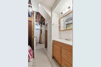 7680 Brookview Street, Louisville, OH 44641 - Photo 44