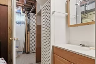 7680 Brookview St, Louisville, OH 44641 - Photo 44