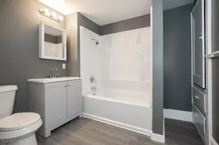 1063 Packard Dr, Akron, OH 44320 - Photo 32