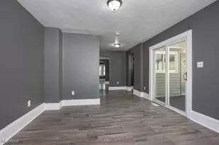 1063 Packard Dr, Akron, OH 44320 - Photo 12