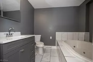 1063 Packard Dr, Akron, OH 44320 - Photo 26