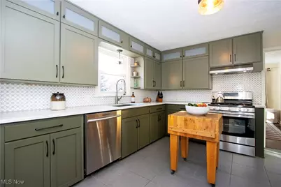 205 Ihrig Avenue, Wooster, OH 44691 - Photo 2