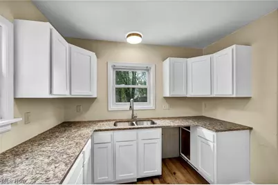 970 Hunt Street, Akron, OH 44306 - Photo 14