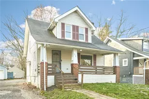 970 Hunt St, Akron, OH 44306 - Photo 2