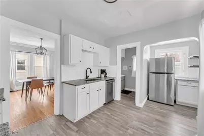 2017 Goodnor Road, Cleveland Heights, OH 44118 - Photo 2