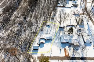 1115 Kay Dr, Lorain, OH 44053 - Photo 4