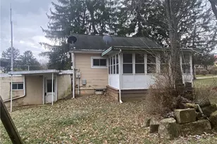 103 Wallace St, St Clairsville, OH 43950 - Photo 14