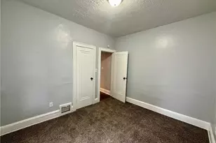 810 Thayer St, Akron, OH 44310 - Photo 8