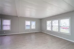 476 Stallion Ct, LaGrange, OH 44050 - Photo 4