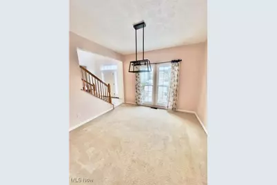 654 Brookwood Court, Northfield, OH 44067 - Photo 8