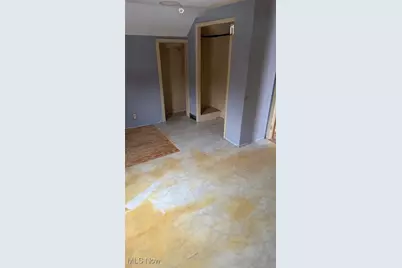 828 E 216th Street, Euclid, OH 44119 - Photo 20