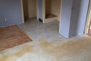 828 E 216th St, Euclid, OH 44119 - Photo 20