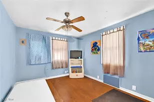 312 Chestnut St, Fairport Harbor, OH 44077 - Photo 2