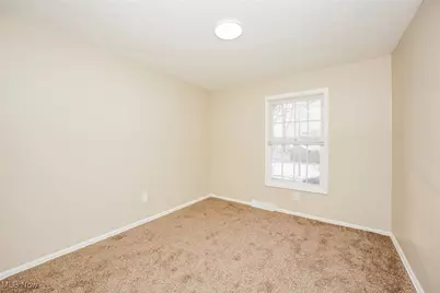 2831 McElwain Road, Akron, OH 44312 - Photo 14