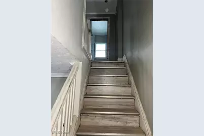 10212 Kinsman Road, Loveland, OH 44104 - Photo 10