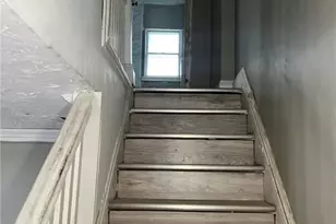 10212 Kinsman Rd, Loveland, OH 44104 - Photo 10