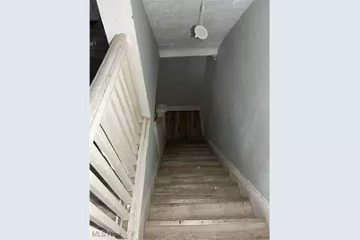 10212 Kinsman Road, Loveland, OH 44104 - Photo 38