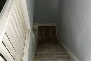 10212 Kinsman Rd, Loveland, OH 44104 - Photo 38